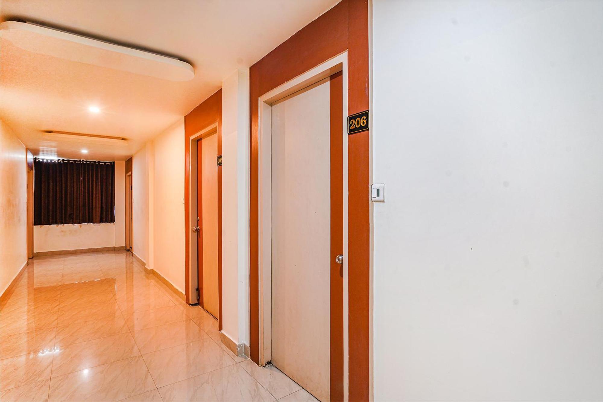 Fabhotel Ambika Elite Buckinghampet Экстерьер фото